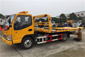 金湾哪里有拖车服务